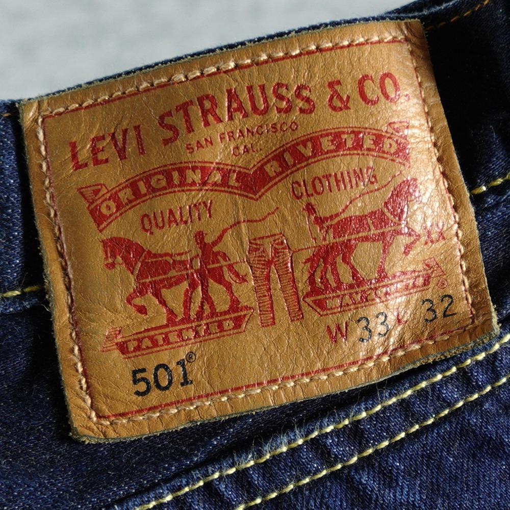 Levi's 501 Jeans Mens 33x32 Dark Blue White Oak Cone Denim Selvedge Button Fly - Picture 4 of 14